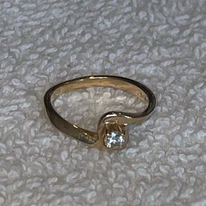 Gold ring
